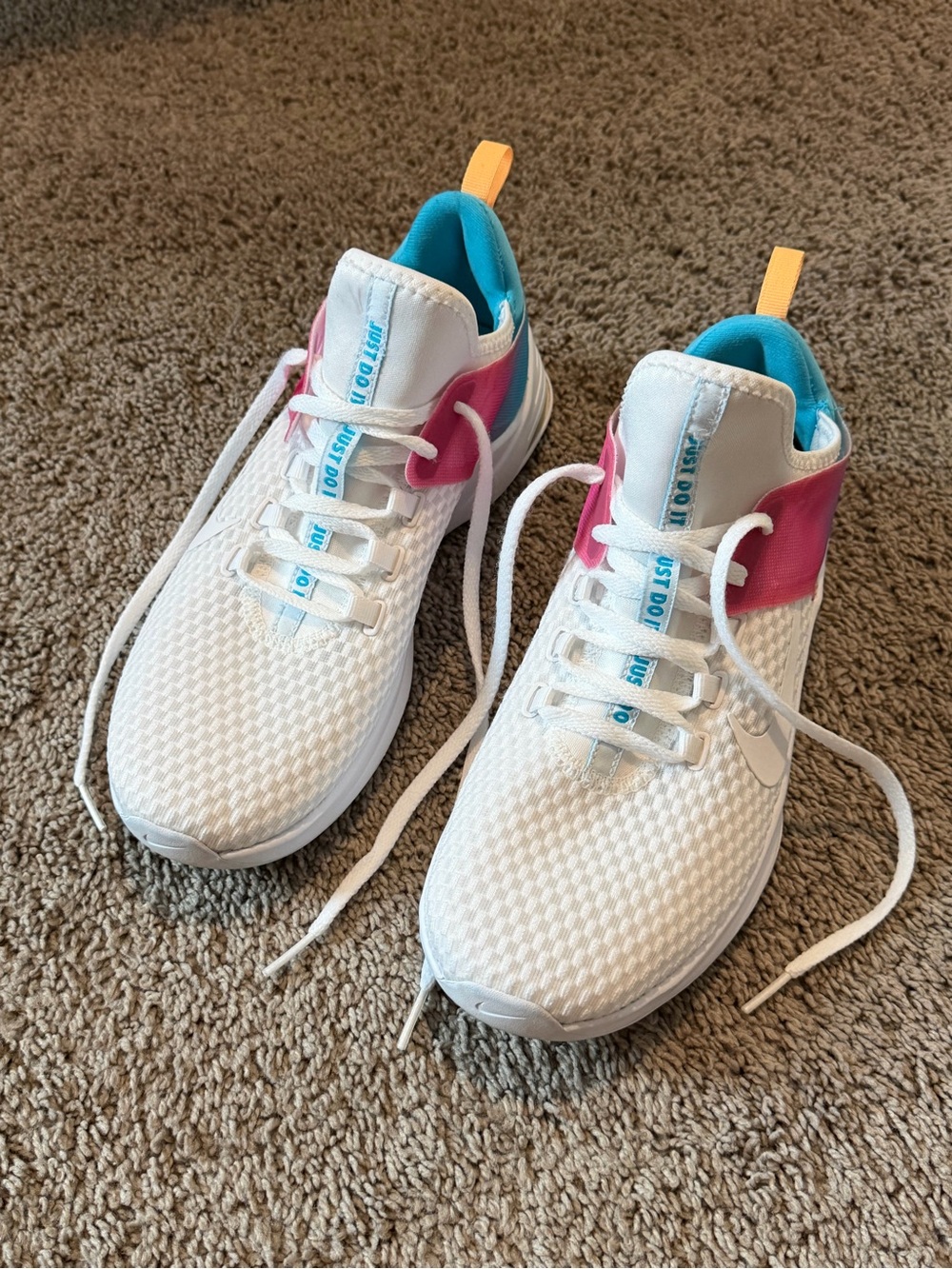 Women’s Nike Air Max Bella TR 2